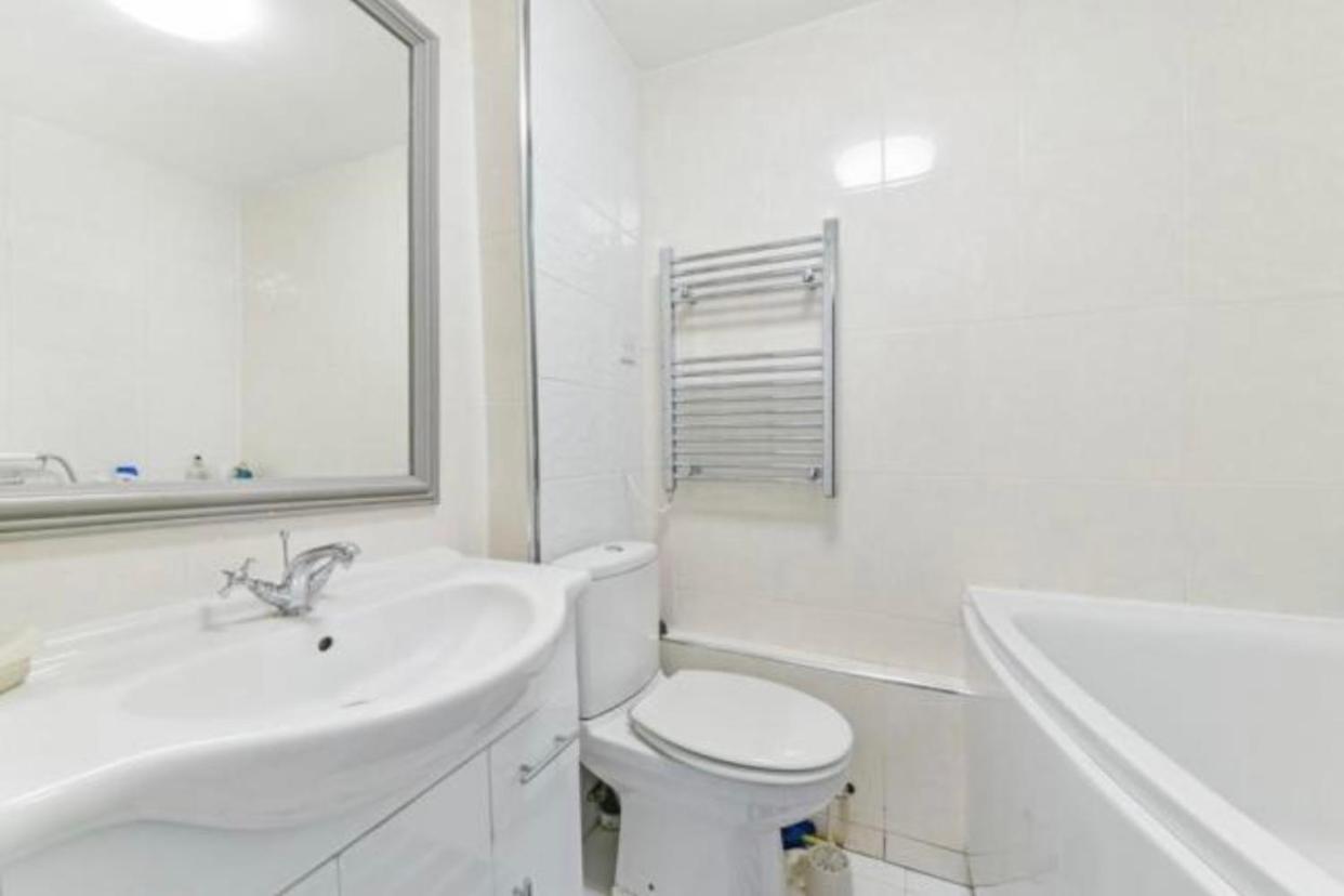 Brunswick Rooms Sutton  Esterno foto