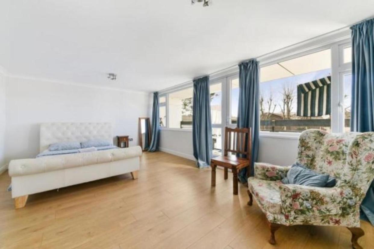Brunswick Rooms Sutton  Esterno foto